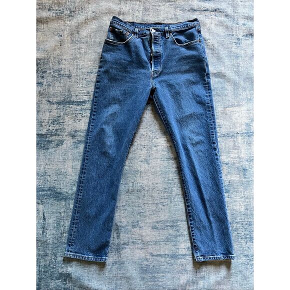 Levi's Blue 501 Original Fit Straight Leg Button Fly Jeans 32 x 30 - Picture 1 of 8